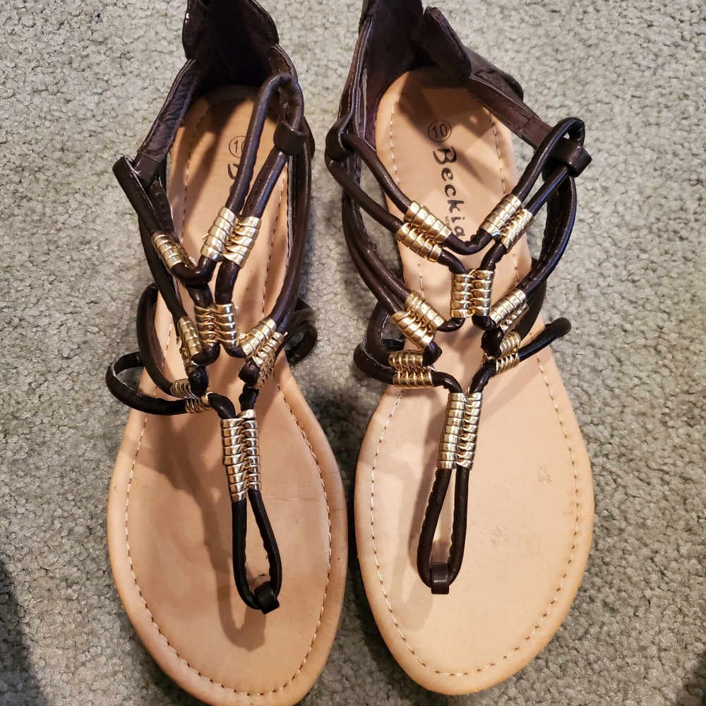 Beckia black women's summer sandal, size 10